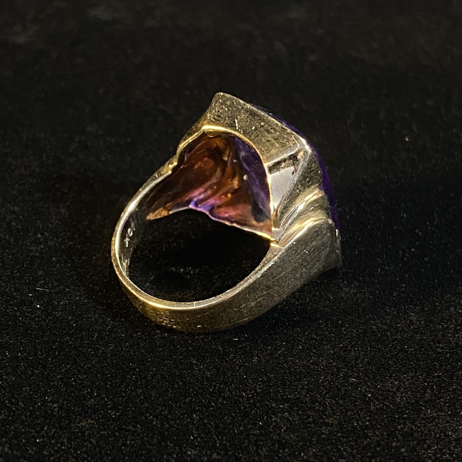 Handsome Men's 10k Yellow Gold and Rectangular Amethyst Statement Ring - Image 3