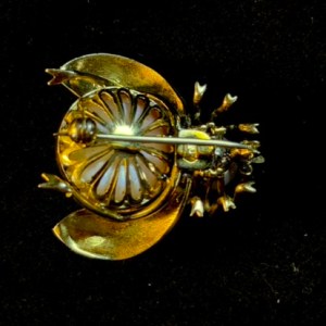 Vintage Yellow Gold Pearl and Ruby Insect Brooch - Image 3