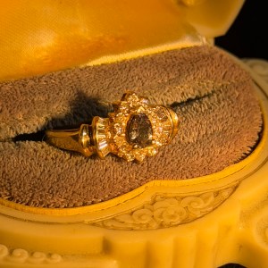 Natural Alexandrite Diamond Halo 14k Gold Ring - Image 4